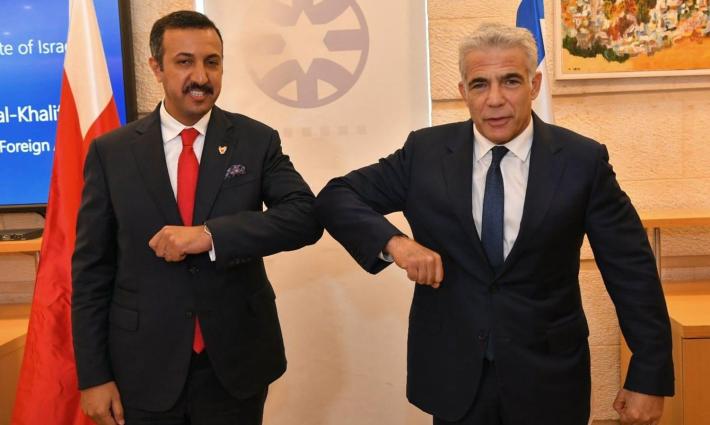 عقد أول اجتماع للجنة تنسيق بين الاحتلال والبحرين