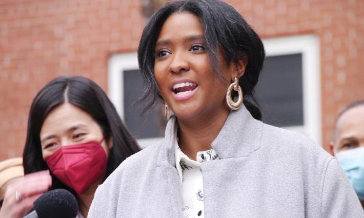 هجمة ضد عضو مجلس بوسطن بسبب انتقادها منع مقاطعة "إسرائيل"