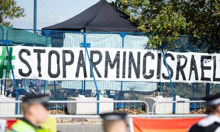 مطالبات لبايدن بوقف الدعم العسكري للاحتلال