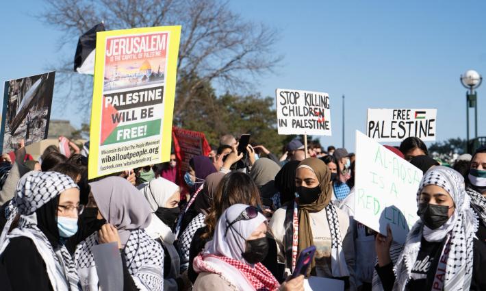 إطلاق رسالة تضامن مع فلسطين من مدينة ميلووكي الأميركية