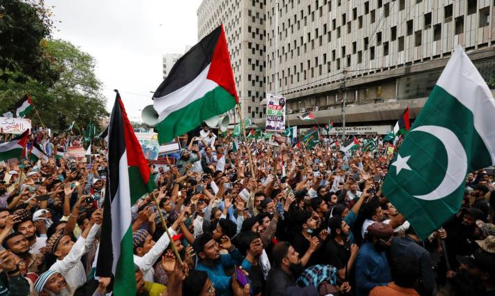 وفد باكستاني بينهم وزير سابق يزور "إسرائيل"