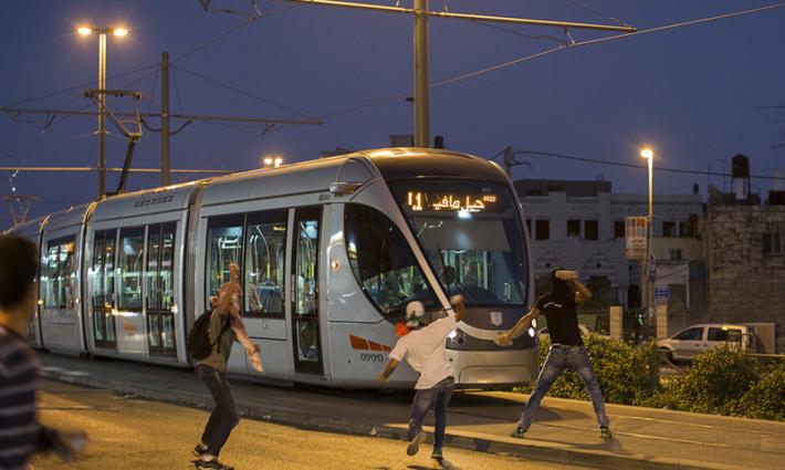 ثلاث شركات عالمية تنسحب من مناقصة خاصة بالقطارات الإسرائيلية