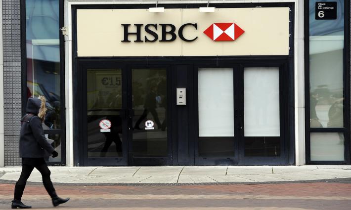 دعوات للعمل ضد بنك HSBC بسبب استثماراته في شركة كاتربيلر