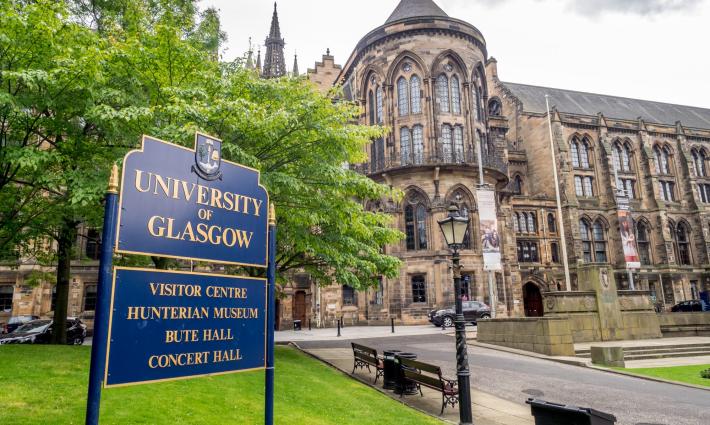 500 أكاديمي ينتقدون اعتذار جامعة غلاسكو بعد نشر بحث حول "إسرائيل"