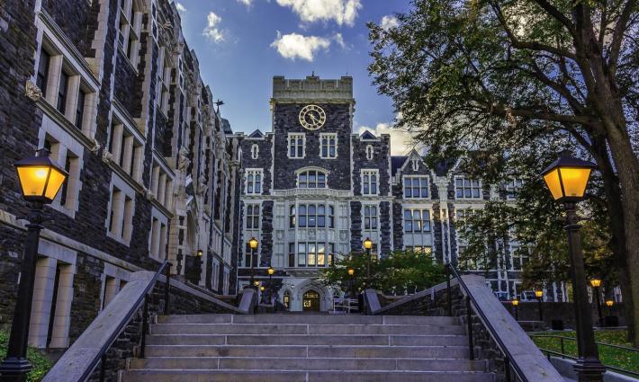 إجراءات عقابية ضد جامعة نيويورك بسبب تأييد المقاطعة