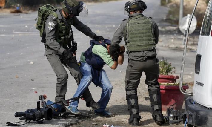 نائب أوروبي: "إسرائيل" تعاقب الصحافيين الفلسطينيين بسبب عملهم