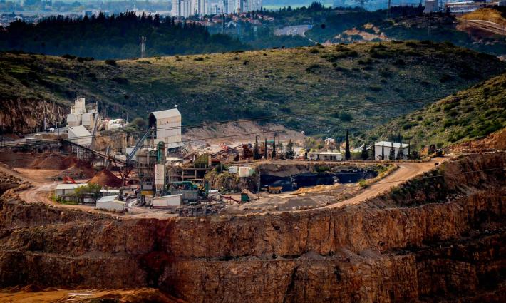 لجنة هولندية تدعو إلى مقاطعة شركة "هايدلبرغ" الألمانية