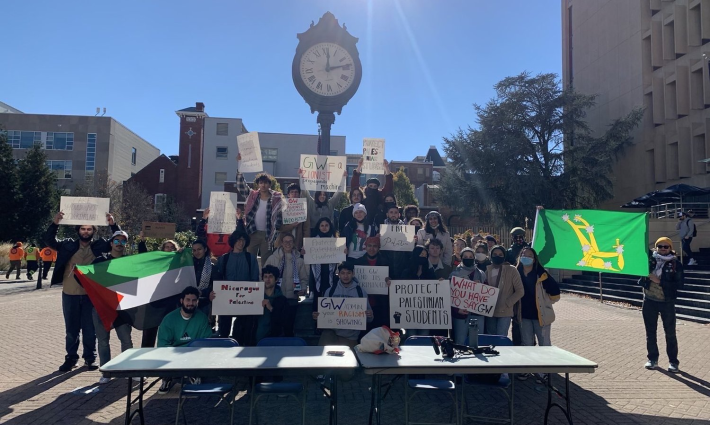 قضية ضد جامعة جورج واشنطن بتهمة التحيّز ضدّ الفلسطينيين ??