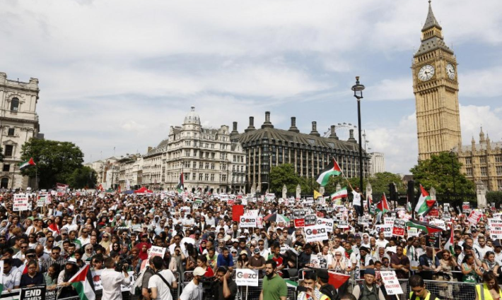 احتفاء إسرائيلي بقرار جامعة بريطانية حول تقييد مقاطعة الاحتلال