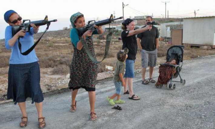 الاحتلال يسهل إجراءات حمل السلاح للإسرائيليين ??