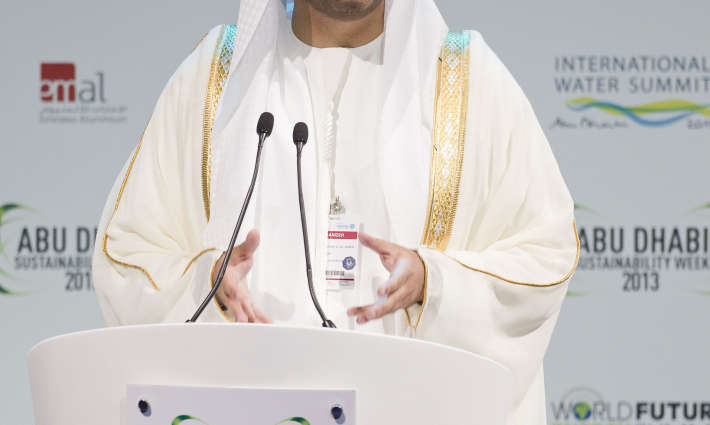 وزير الصناعة الإماراتي يعلن عن اتفاقات مع الاحتلال في مجالات الطاقة والمياه