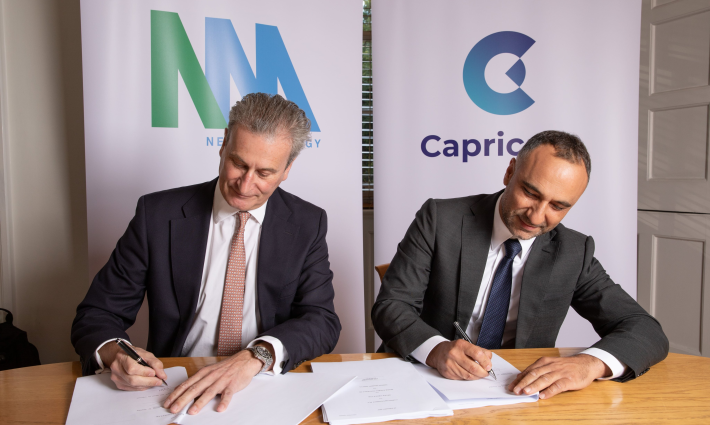 الرئيس التنفيذي الإسرائيلي لشركة "نيوميد" يشارك في مؤتمر للاستثمار بالمغرب