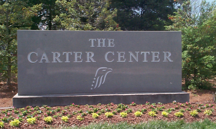 مركز "كارتر" يعبر عن قلقه من الإجراءات العقابية بحق الفلسطينيين ??