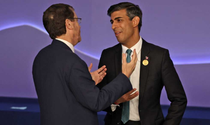 رئيس الوزراء البريطاني يتعهد بقوانين جديدة لحظر حركة المقاطعة