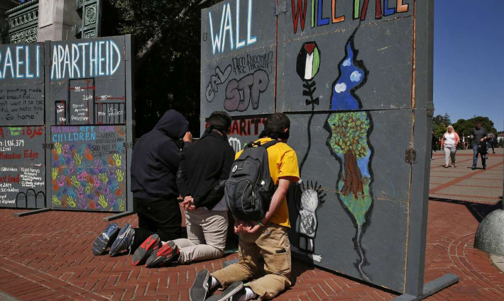 تحقيق في جامعة كاليفورنيا وكلية بيركلي بشأن مزاعم "معاداة السامية"