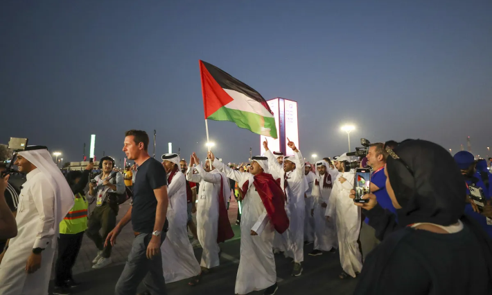 بيان مشترك يحيّي تضامن الجماهير العربية مع فلسطين في المونديال ??