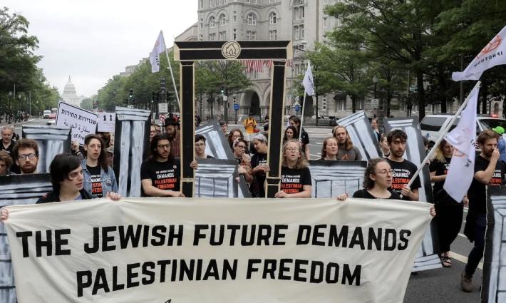 القيادة المستقبلية للجالية اليهودية في بريطانيا ترفض نقل السفارة إلى القدس