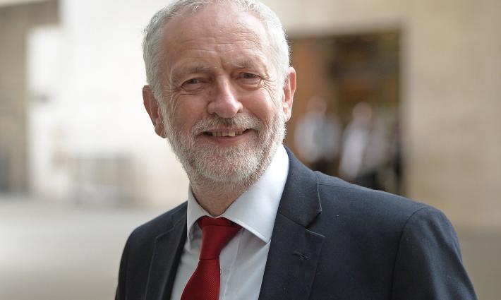 مطالبات للحكومة البريطانية بإنهاء تجارة الأسلحة مع الاحتلال الإسرائيلي