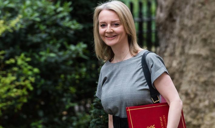 مرشحة لرئاسة الوزراء البريطانية تعد بالنظر في نقل السفارة إلى القدس