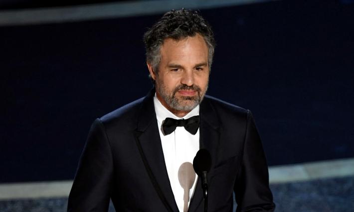 النجم الأميركي مارك رفالو يصف "إسرائيل" بدولة الفصل العنصري