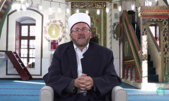 مفتي كوسوفو السابق: غالبية الشعب ترفض التطبيع مع الاحتلال