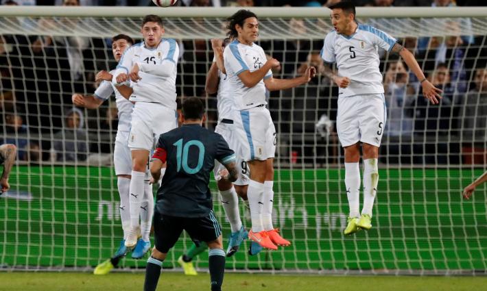 الحملة الفلسطينية تستنكر لعب مباراة ودية بين الأرجنتين والأورغواي بتل أبيب