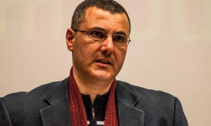 عمر البرغرثي: الفلسطينيون يرفضون رشاوى ترامب