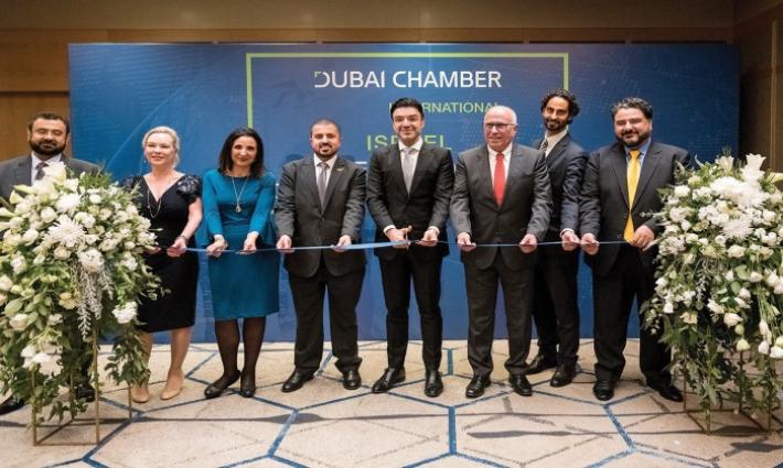 النشرة - إدانات واسعة لترحيل حموري.. و"غرفة دبي": تفتتح مكتبًا في "إسرائيل"