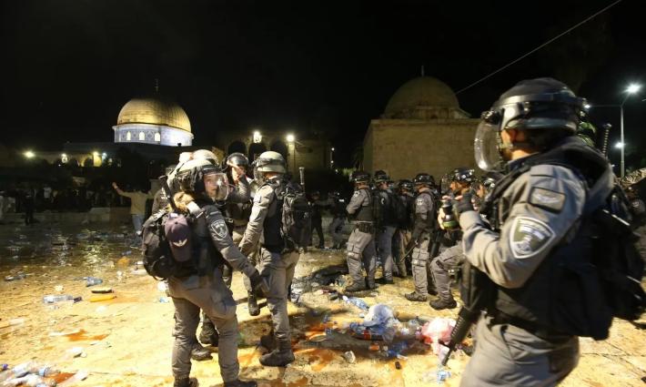 نشرة أخبار "مقاطعة"