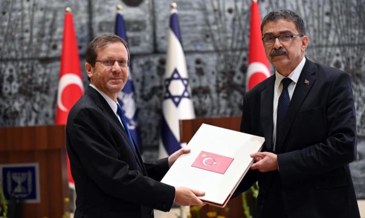 سفير تركيا لدى كيان الاحتلال يقدم أوراق اعتماده ?