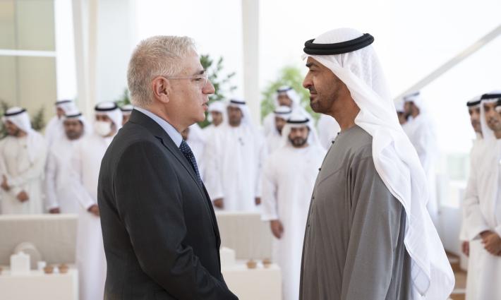 الإمارات تستدعي سفير الاحتلال احتجاجًا على "أحداث القدس"