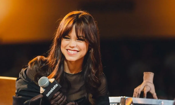 حملة إسرائيلية ضد الفنانة "جينا أورتيغا" الداعمة فلسطين