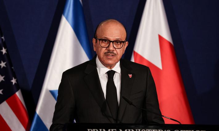 وزير خارجية الاحتلال يبحث مع نظيره البحريني الأوضاع السياسية ?