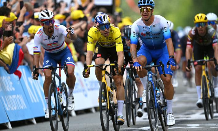 نشرة "أخبار مقاطعة"