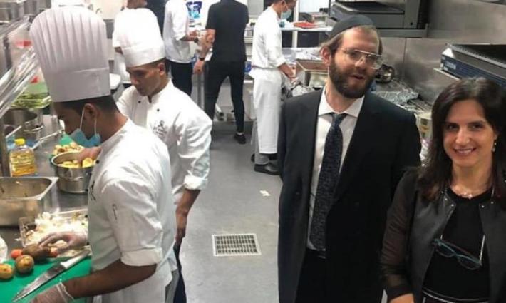 افتتاح أول مطعم يهودي رسمي مرخّص في الإمارات