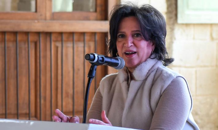 إعفاء وزيرة بحرينية من منصبها لرفضها التطبيع