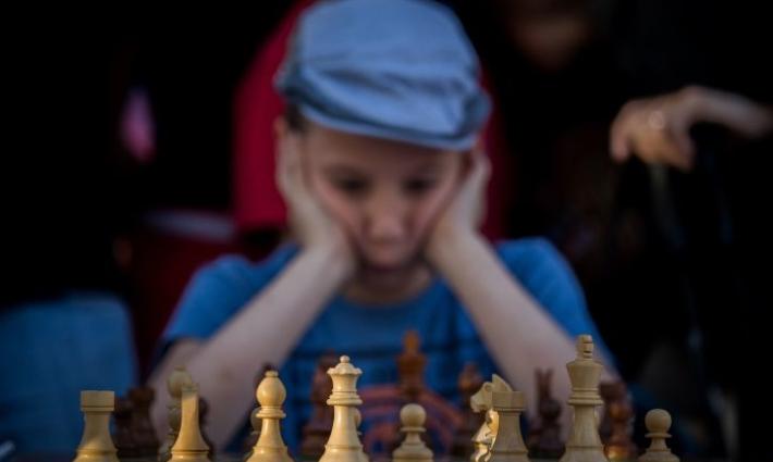 تونسيون يرفضون التطبيع في بطولة للشطرنج.. واحتجاج أمام السفارة الإسرائيلية في أيرلندا