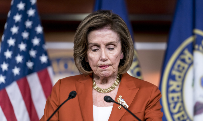 الرئيسة السابقة لمجلس النواب الأمريكي، نانسي بيلوسي