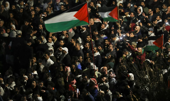 مظاهرات الشباب الأردني أمام سفارة العدو الإسرائيلي