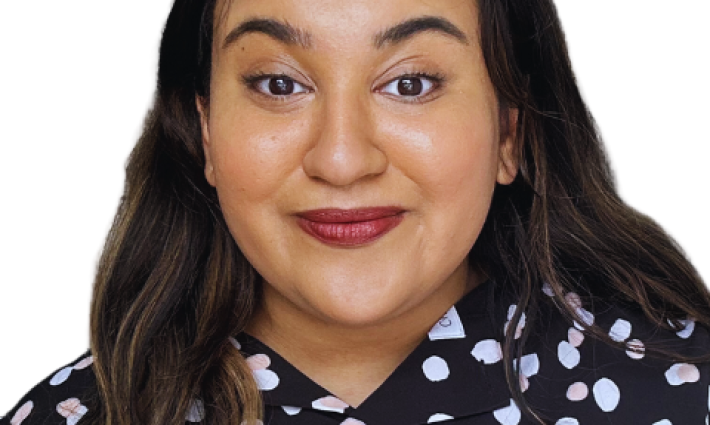 الطالبة حفيظة خاليق