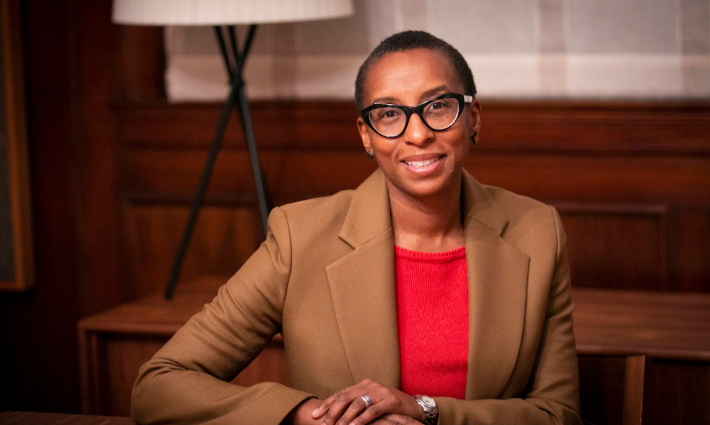 رئيسة جامعة هارفارد