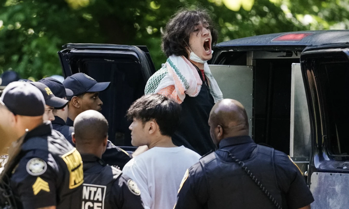 اعتقال طالب جامعي في جامعة إيموري