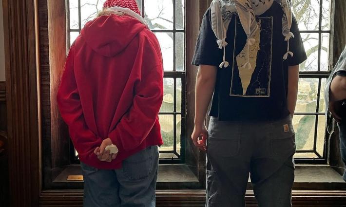 طلاب يسيطرون على كلية سميث