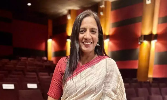 بارفين شيخ - مديرة مدرسة “سمية فيديافيهار”