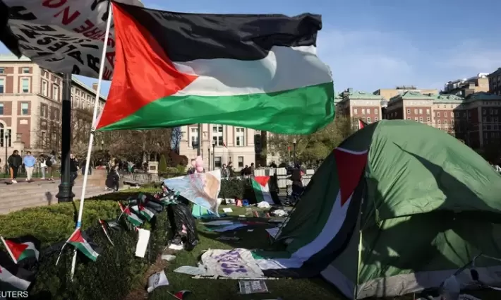 مخيم طلابي تضامني