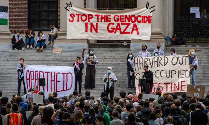 وقفة داعمة لفلسطين في جامعة هارفارد