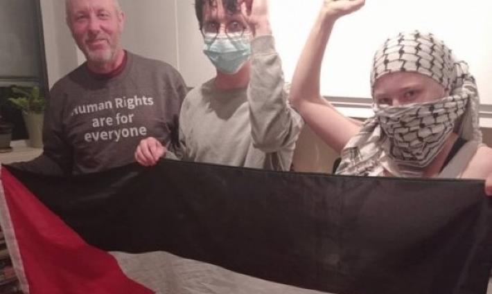 نشطاء من منظمة حركة فلسطين المفرج عنهم