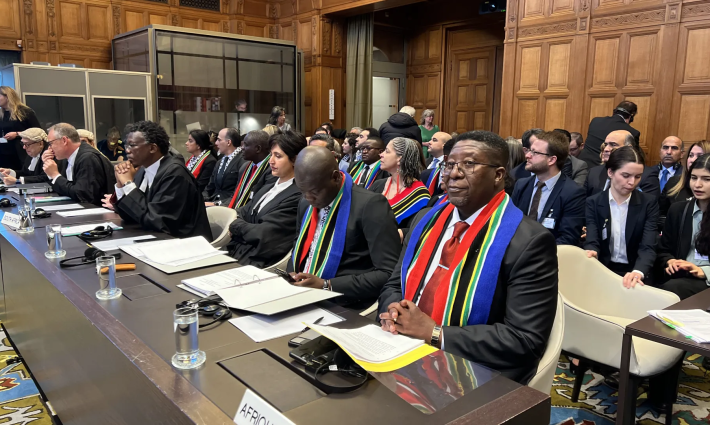 فريق جنوب أفريقيا في محكمة العدل الدولية