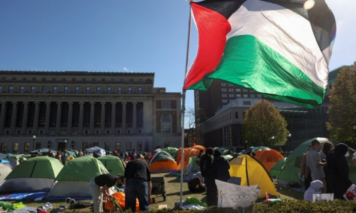 مخيم طلابي تضامني