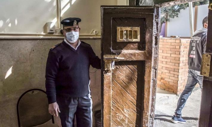 ضابط شرطة مصري